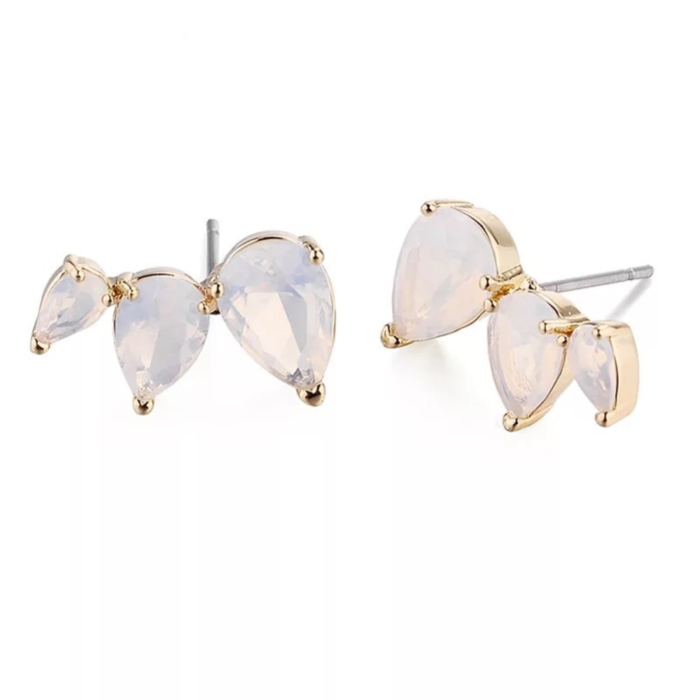 Water Drop Zircon Claw Setting Brass Stud Earrings